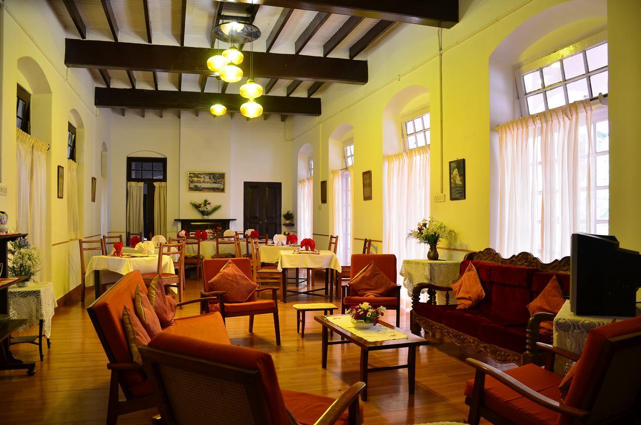 Ywca Wyoming Hotel กูนูร์ ภายนอก รูปภาพ