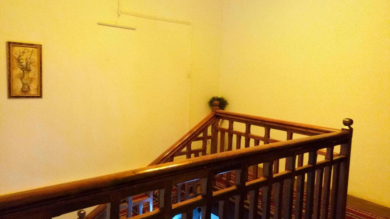 Ywca Wyoming Hotel กูนูร์ ภายนอก รูปภาพ